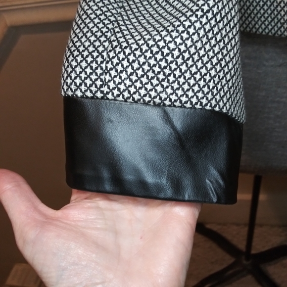 Vintage Neiman Marcus Black/Ivory Cropped Wool Jacket With Genuine Leather Trim - Picture 6 of 16